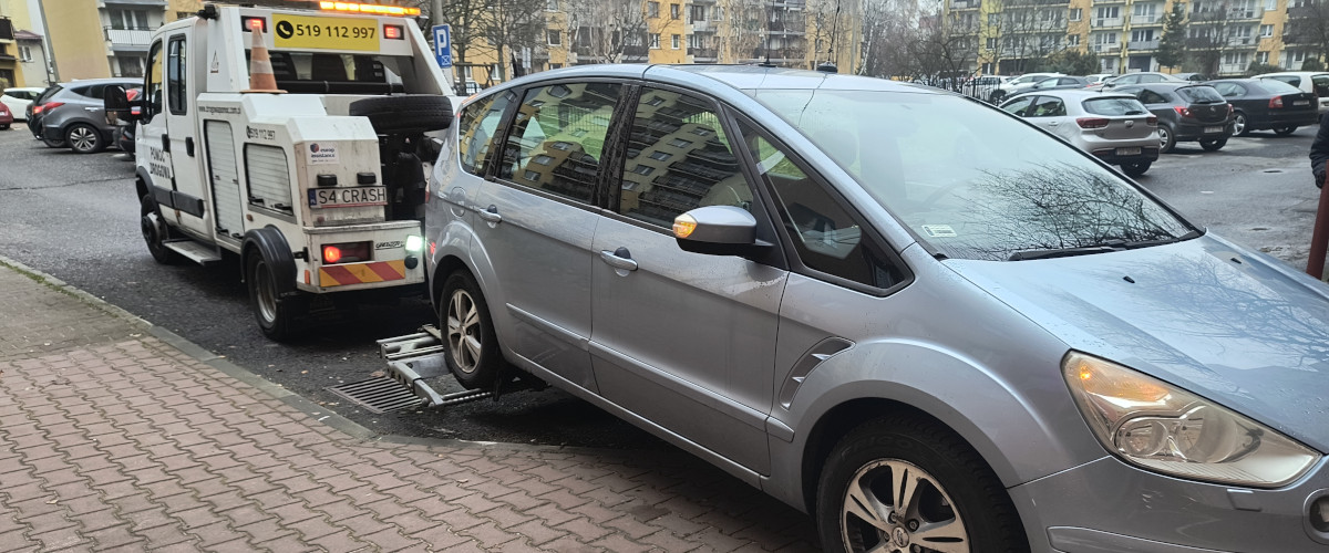 Co robić, gdy auto zepsuje się w trasie?