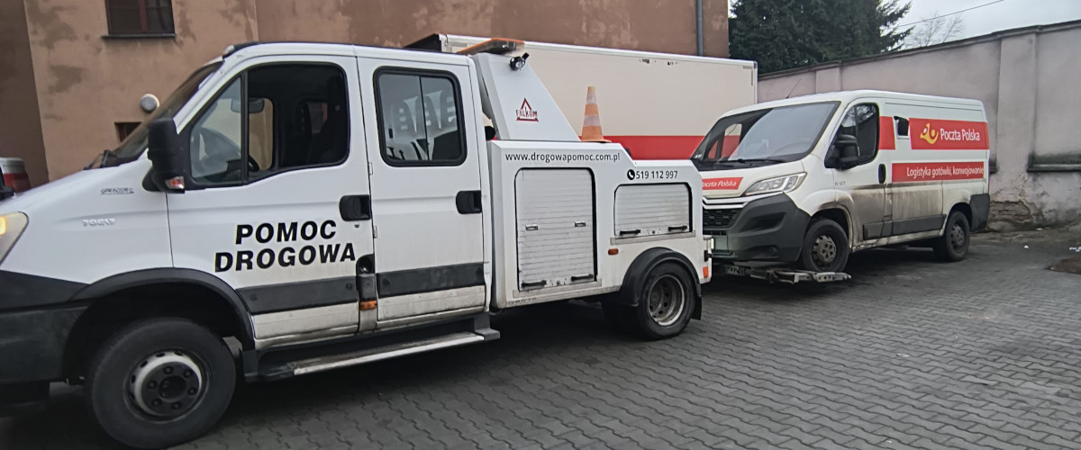 Pomoc drogowa – ile kosztuje i kiedy warto skorzystać?